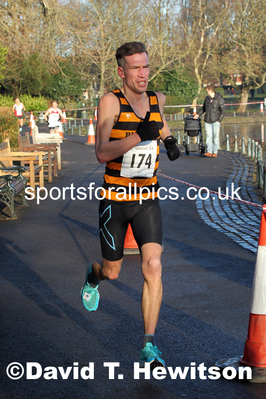 Saltwell 10k Road Race, Saltwell Park, Gateshead. Photo: David T. Hewitson/Sports for All Pics